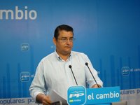 Sanz (PP-A) aboga por suprimir mancomunidades antes que diputaciones y rechaza el "modelo intervencionista" de la Junta