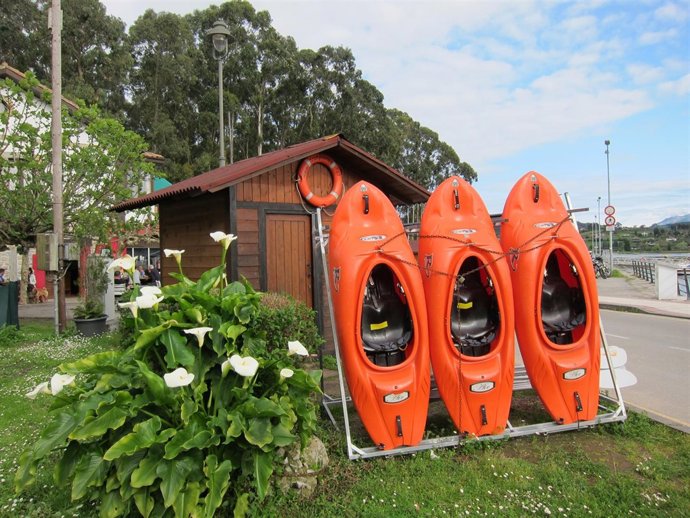 Piraguas de turismo rural
