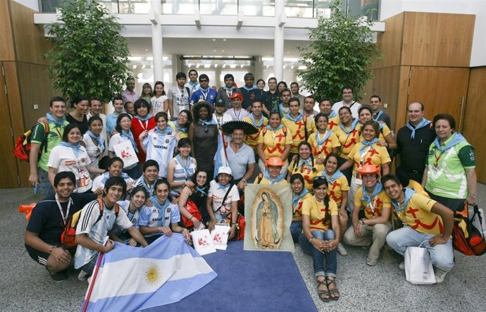 El Alcalde Recibe A Peregrinos De La JMJ