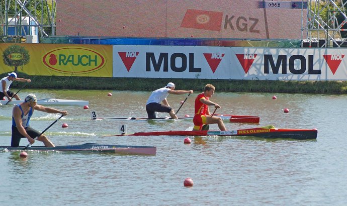 Alfonso Benavídes En El Mundial De Piragüismo