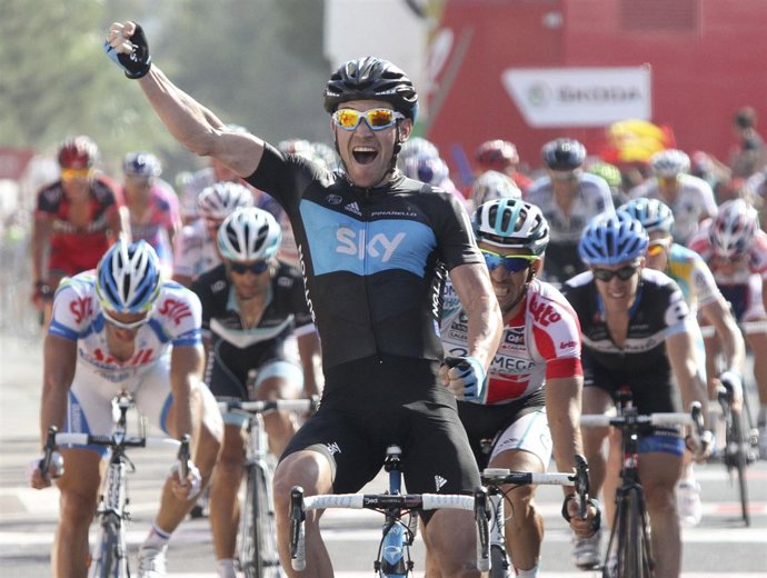 Sutton (Sky) Se Apunta La Segunda Etapa En La Primera Llegada Al Sprint