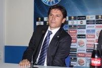 Fútbol.- Toni Muñoz: "Tenemos una plantilla muy competitiva"