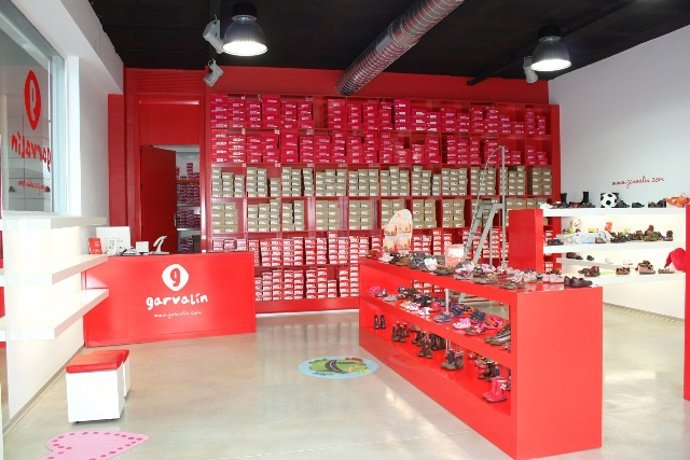 Una De Las Tiendas De Garvalín