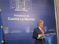 Gobierno de Cospedal pide al PSOE que se sume a la Ley de Emprendedores y deje de buscar acomodo en listas electorales