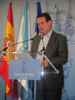 El Alcalde De Vigo, Abel Caballero, En Rueda De Prensa