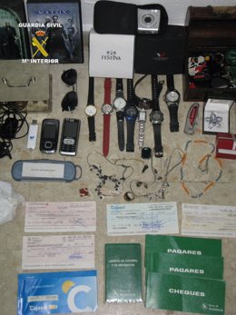 Objetos Incautados Por La Guardia Civil