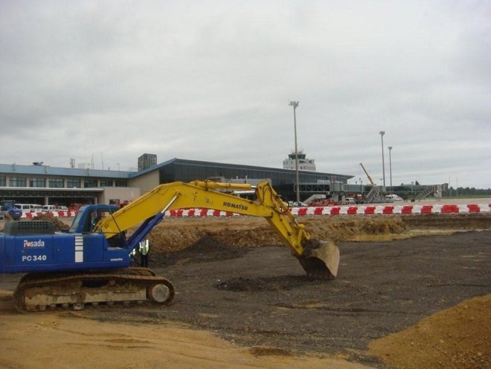 Obras En El Aeropuerto De Asturias