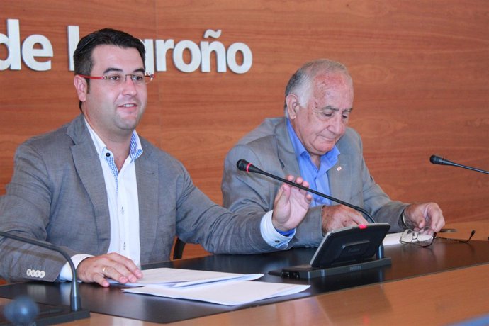 El Concejal, Javier Merino Y El Presidente De Cruz Rioja En La Rioja