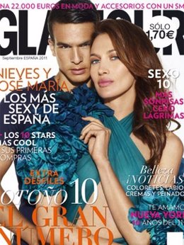 Jose Mari Manzanares Y Nieves Álvarez En La Portada De La Revista 'Glamour'