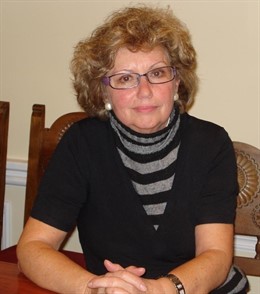 La Concejala De Industria Y Comercio De Suances, Elvira Obregón