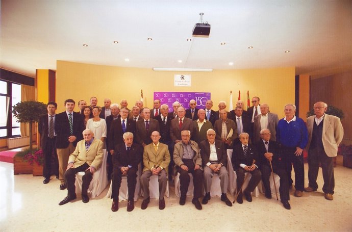 Entrega De Las Insignias De Oro