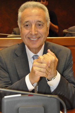 Modesto Lobón En Las Cotrtes De Aragón