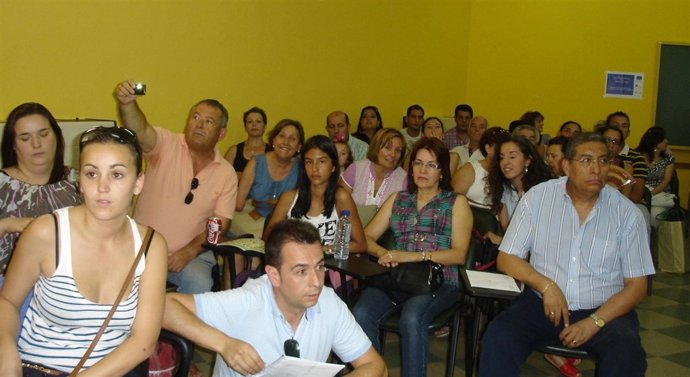 Familias De Acogida A Niños Afectados Por El Accidente Nuclear De Chernobil