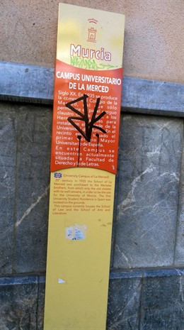 Panel Informativo Pintado