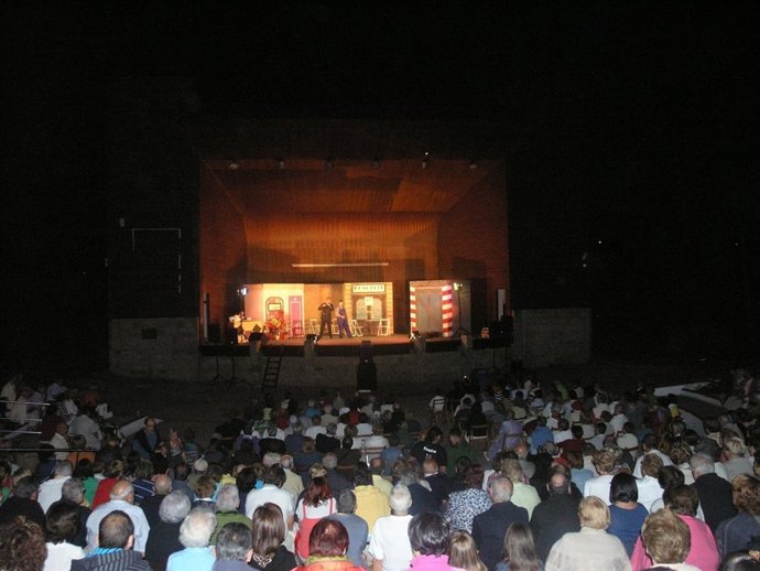 Actuación En El Auditorium De Suances