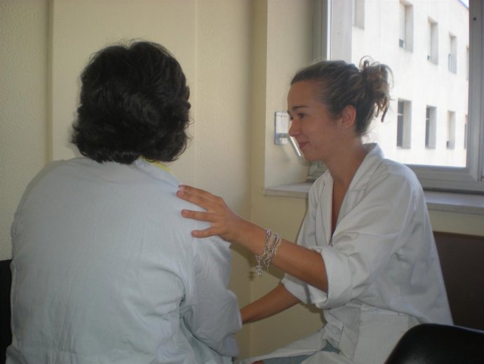 Atención A Un Paciente