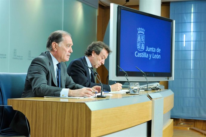 El Consejero De La Tomás Villanueva Y José Antonio De Santiago-Juárez