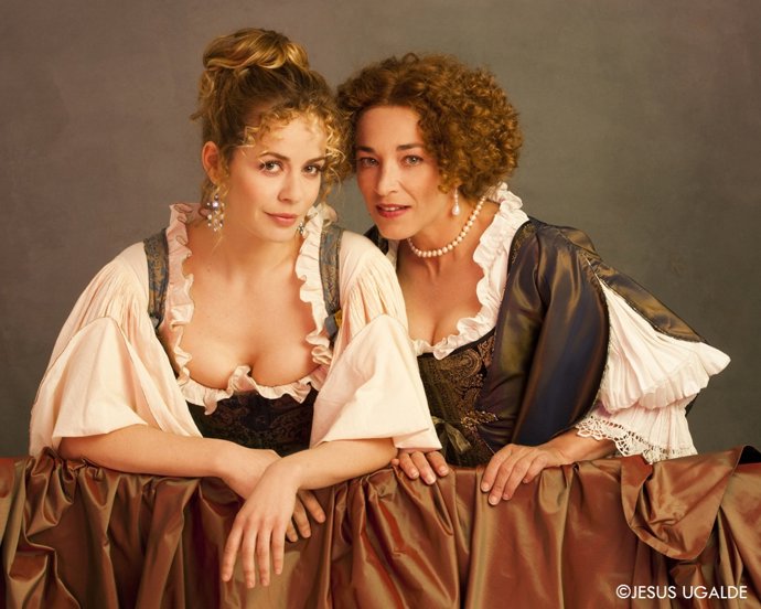 Las Actrices Cristina Marcos Y María Adánez En  'La Escuela De La Desobediencia'