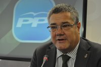 Torres (PP) dice que Zapatero es responsable de la "situación delicadísima" de la economía