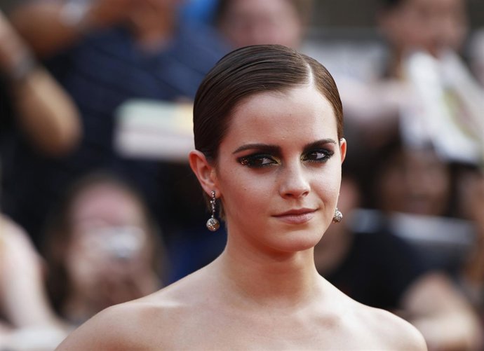 La Actriz Emma Watson Durante La Premier De La Última Parte De Harry Potter