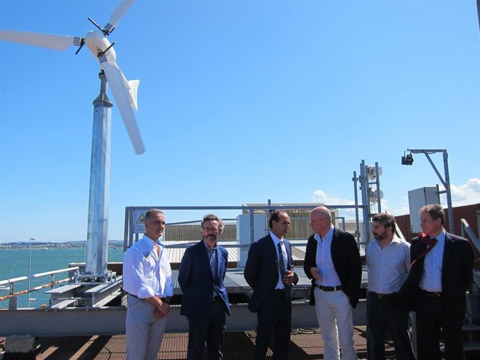 El Presidente De Cantabria, Ignacio Diego, Durante La  Visita A Sonkyo Energy