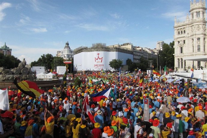 Plaza De Cibeles En La JMJ