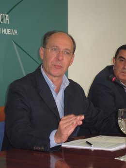 El Consejero De Medio Ambiente De La Junta Andalucía, José Juan Díaz Trillo.
