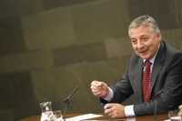 Blanco afirma que el PSOE "es un partido serio que está comprometido con un objetivo" 