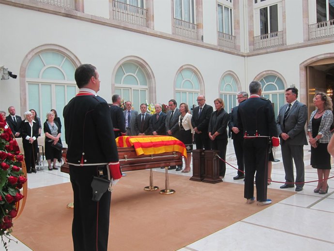 Capilla Ardiente De Heribert Barrera, Ex Presidente Del Parlament