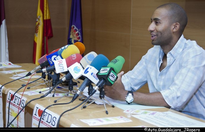 Concejal De Juventud Del Ayuntamiento De Guadalajara Armengol Engonga