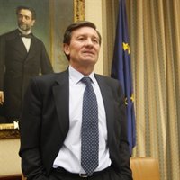 Antonio Gutiérrez y dos senadores del PSE votarán en contra de la reforma constitucional