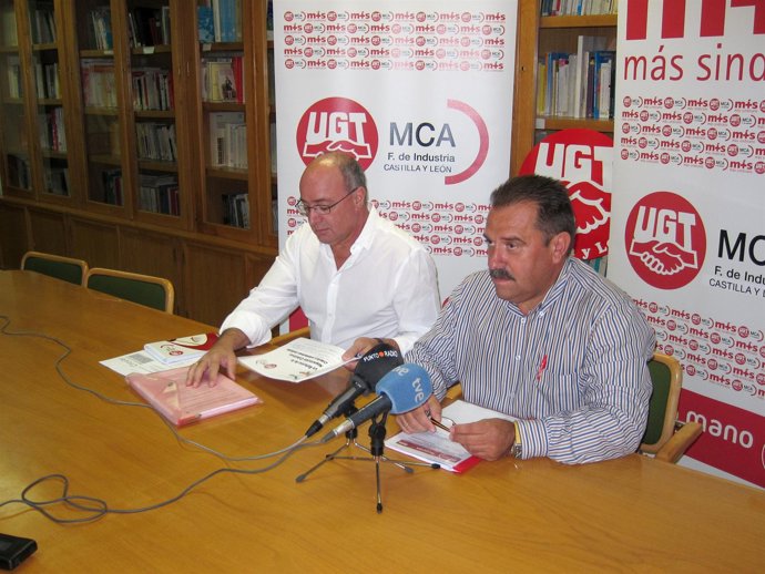 Carlos Romero (Izquierda) Junto A Miguel Ángel Gutiérrez Fierro (Derecha)