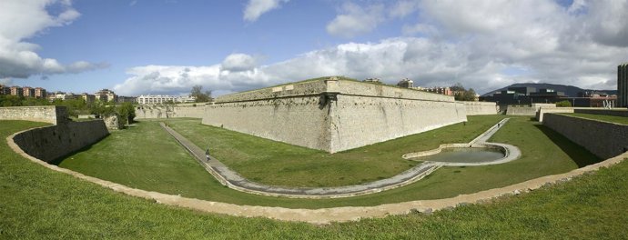 Murallas De Pamplona