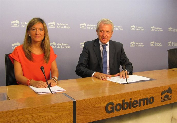 Del Río Y Maiso En La Presentación De Registro De Parejas De Hecho