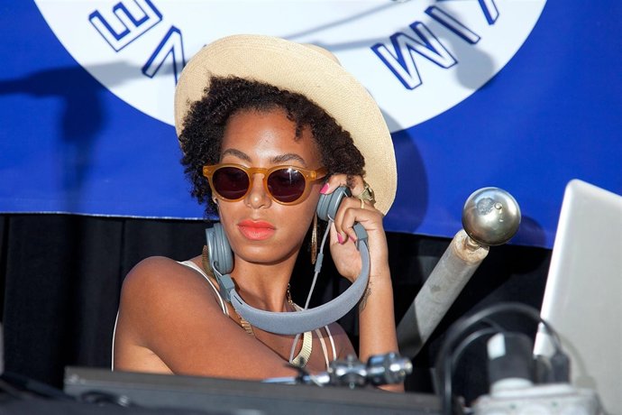 Solange Knowles, Dj, Cantante Y Hermana De Beyonce
