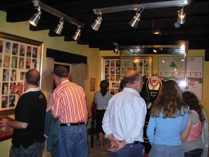 Museo Amas De Cría Pasiegas 