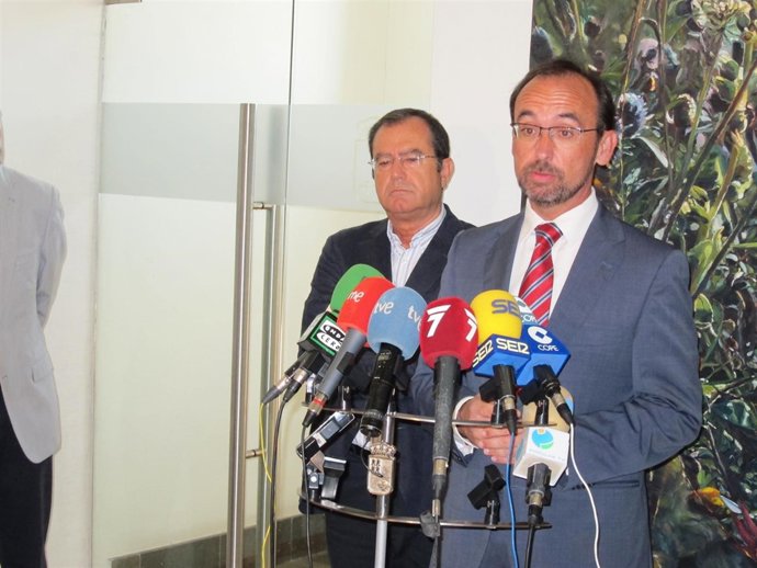 El Consejero De Economía Y Hacienda, Salvador Marín