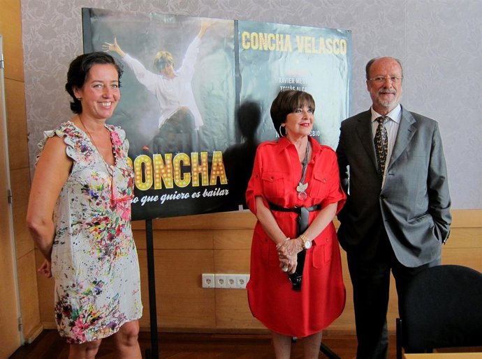 Mercedes Cantalapiedra, Concha Velasco Y Javier León De La Riva