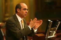 Jorquera (BNG) llama a los diputados "progresistas" a firmar un referendo en este "mal día para la democracia"