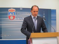 Diego exige a Zapatero que cumpla sus obligaciones mientras sea presidente o que renuncie al sueldo