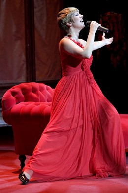 La cantante Pasión Vega en una actuación