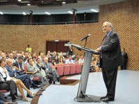 El Govern prepara refinanciación de deuda tras el verano