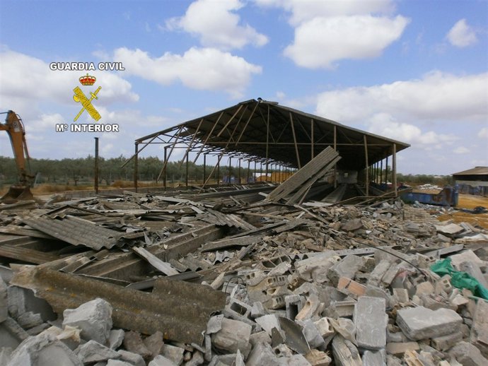 Nave Industrial Derribada