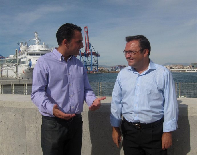 Los Diputados Socialistas Miguel Ángel Heredia Y Daniel Pérez