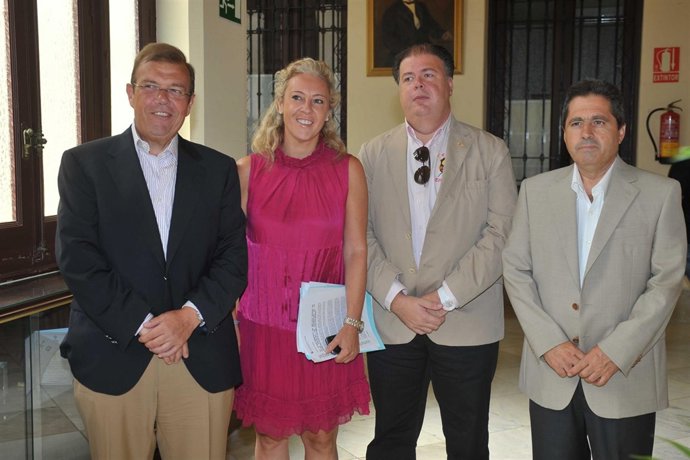 Rafael Recio, Carolina España, Antonio Jesús Gonzalez Y Jaime Gallego
