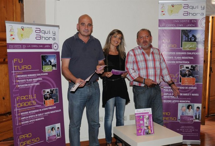 Gallarín (D) Y Los Ediles José Luis Garrido Y Maite Herrera Presentan El Plan.