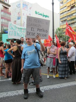 Durante La Concentración Contra La Reforma Constitucional 