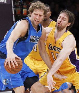 Pau Gasol Dirk Novitzki LA Lakers Dallas Mavericks
