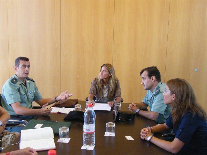 Reunión De Ana Mata En Diputación 