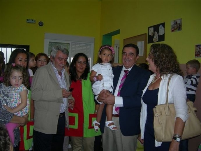 Apertura Del Curso En La Escuela> Infantil Peter Pan De Villarrasa.